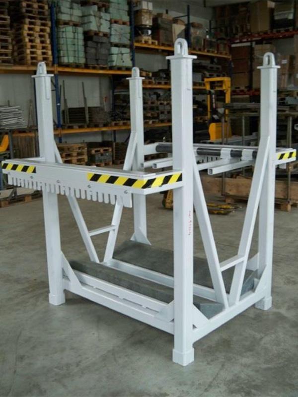 PKT Coilpallet standard for storage of slit coils.