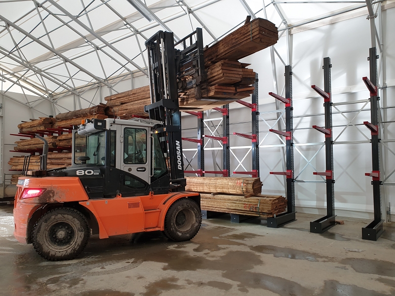 Sipag cantilever rack for storage of wood.